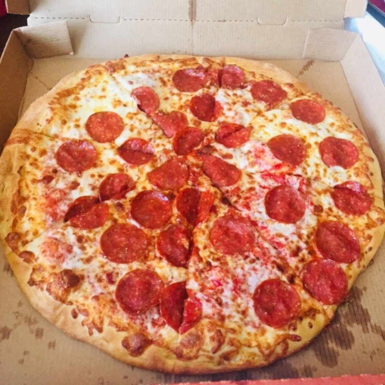 pizza de peperonni 😋