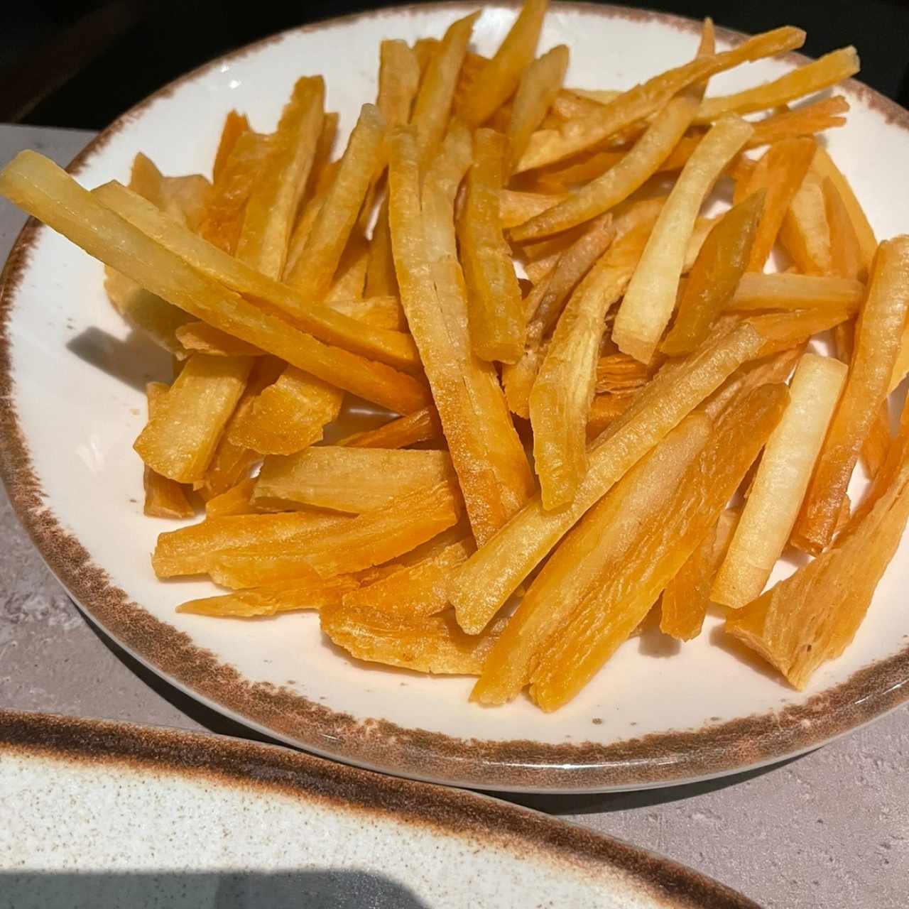 ACOMPAÑAMIENTOS - Yuca Frita