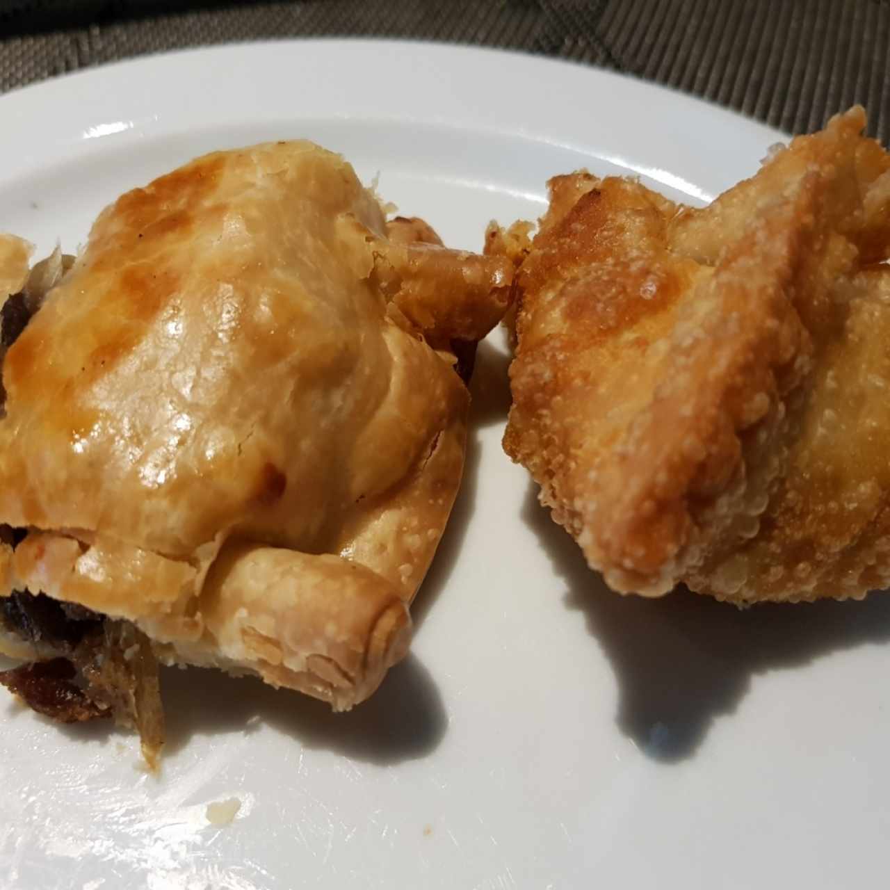 ENTRADAS CALIENTES - Empanadas argentinas