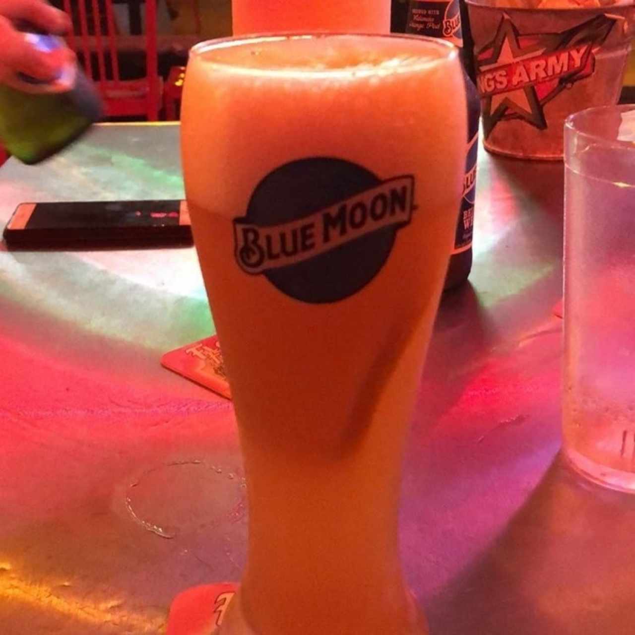cerveza blue Moon 