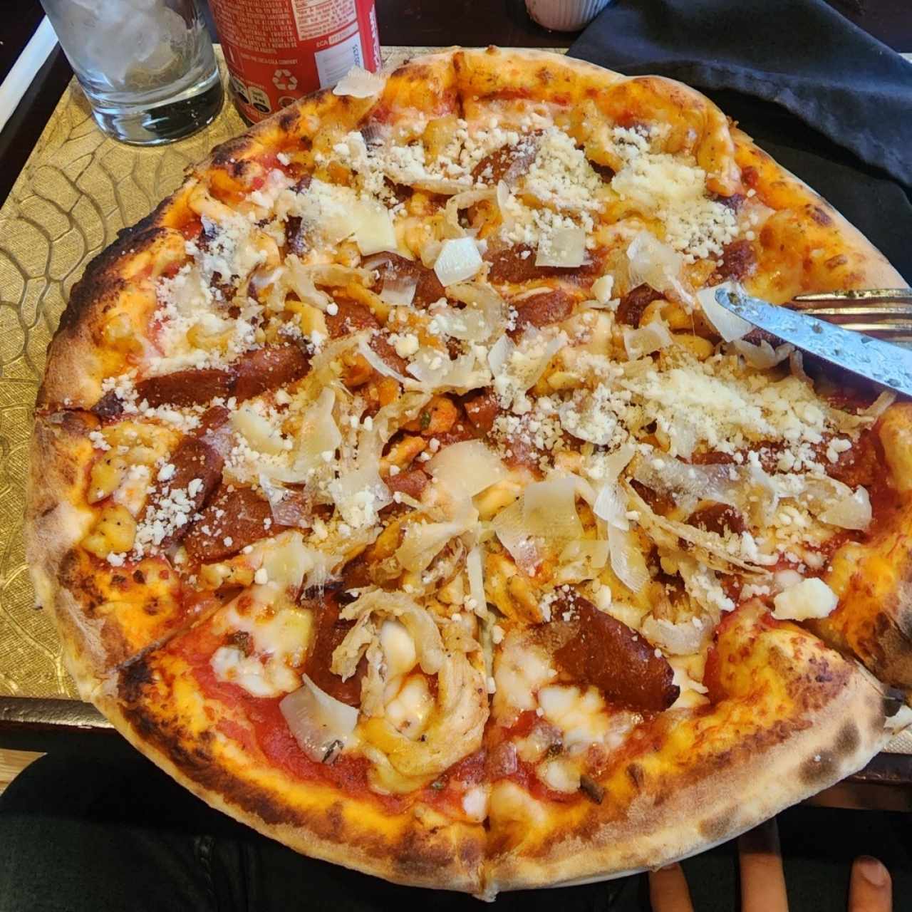 pizza con manchego y chistorra