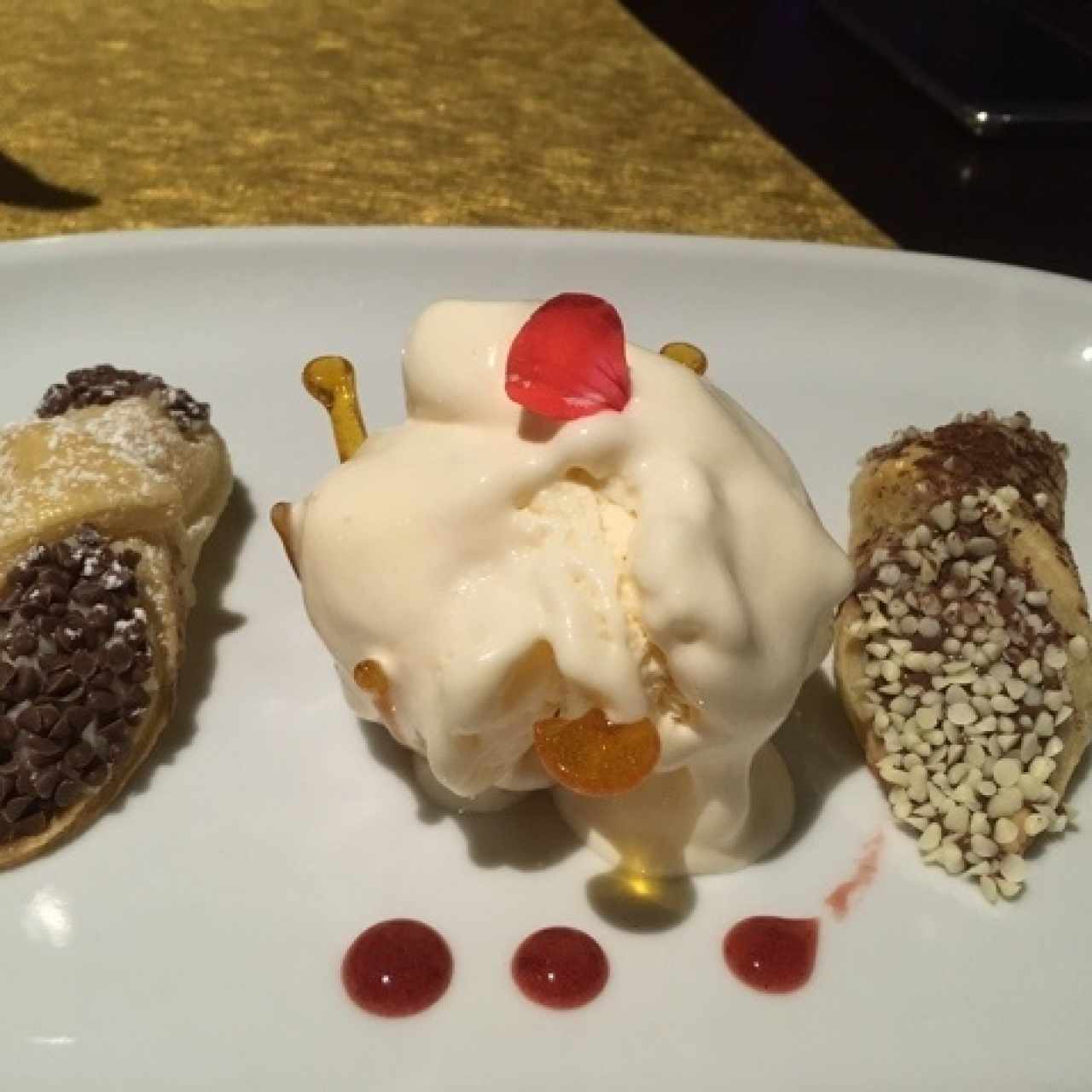 Postres - Cannoli