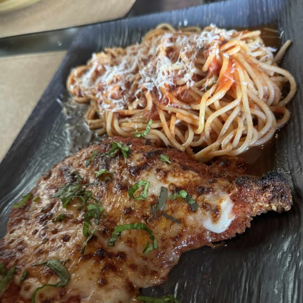 Pollo a la Parmigiana