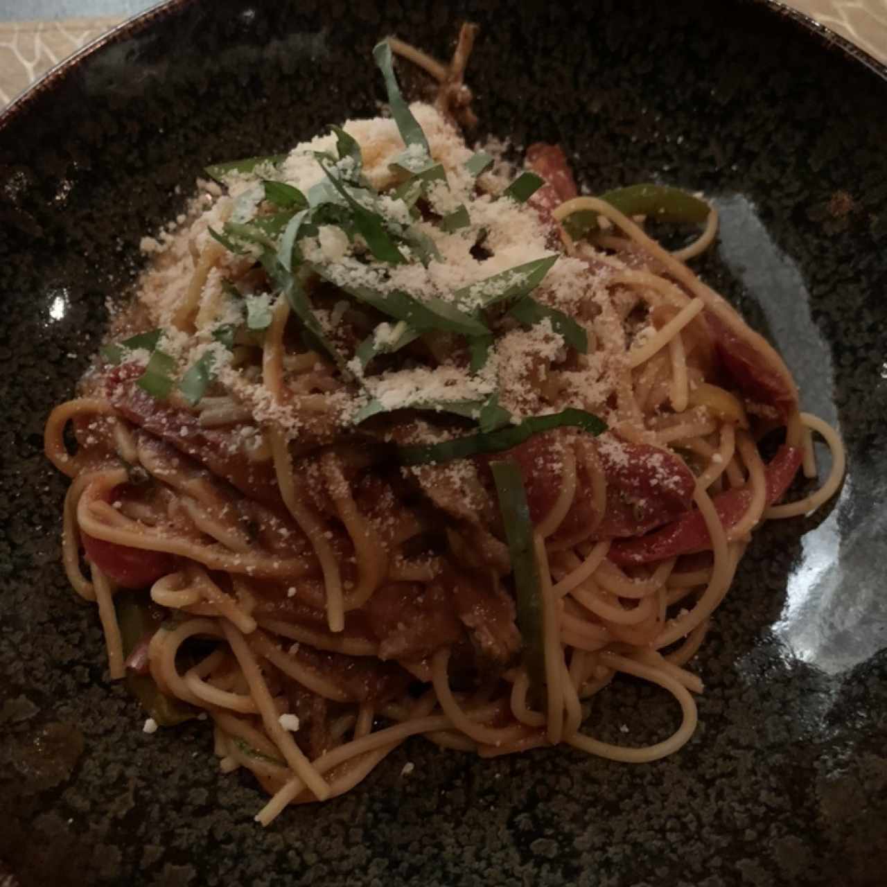 Pasta con trozos de filete 