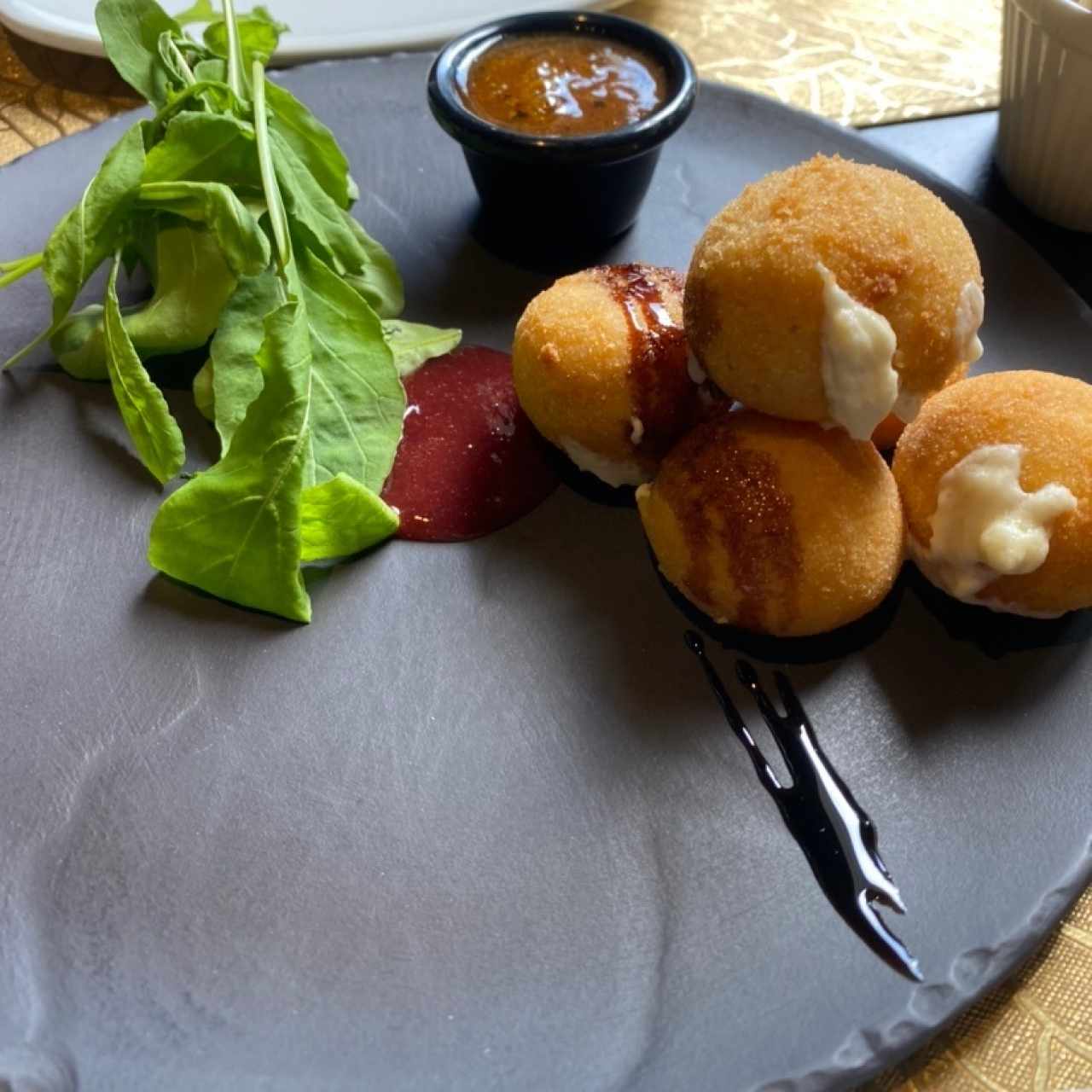 Croquetas de queso de cabra