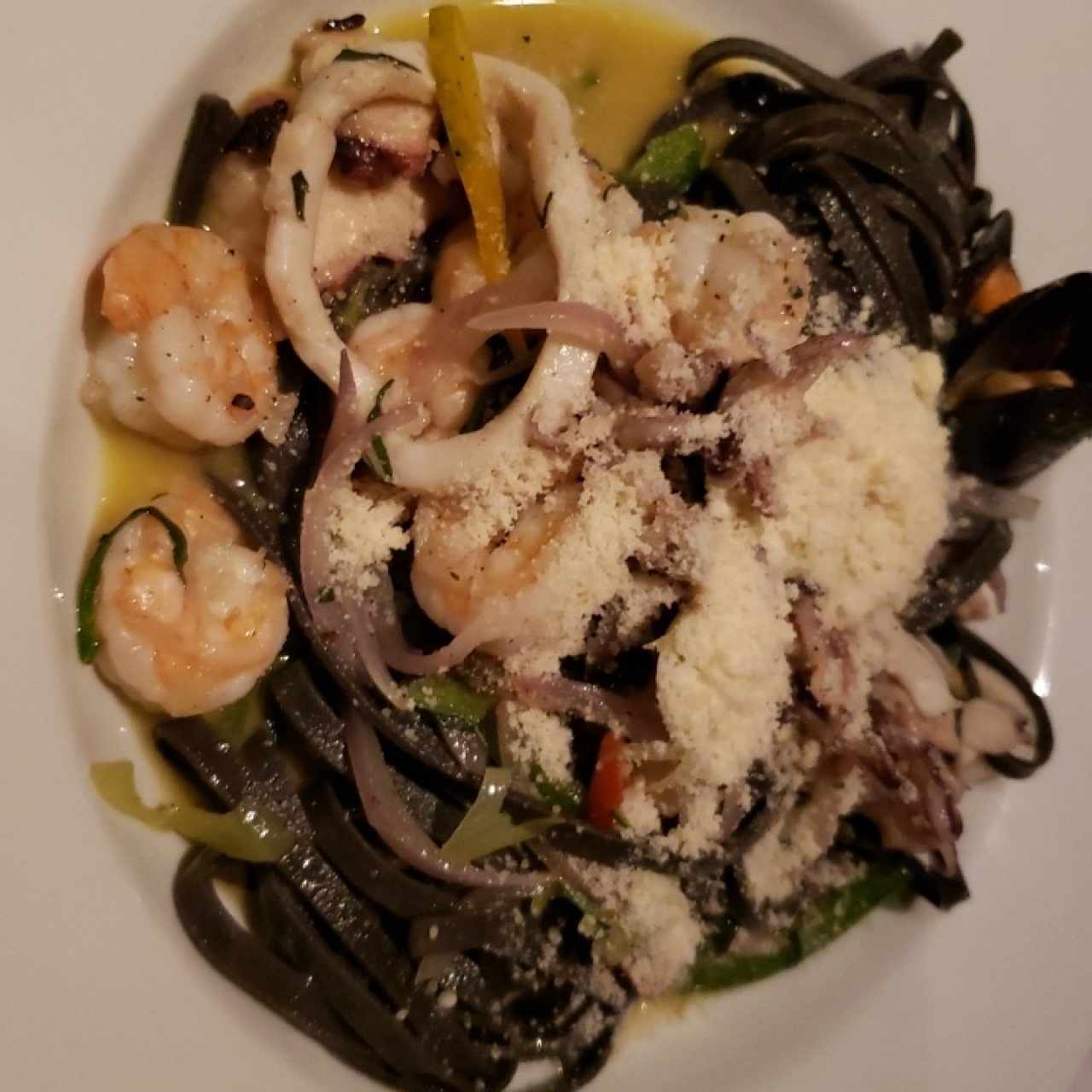 Pasta frutti di mare