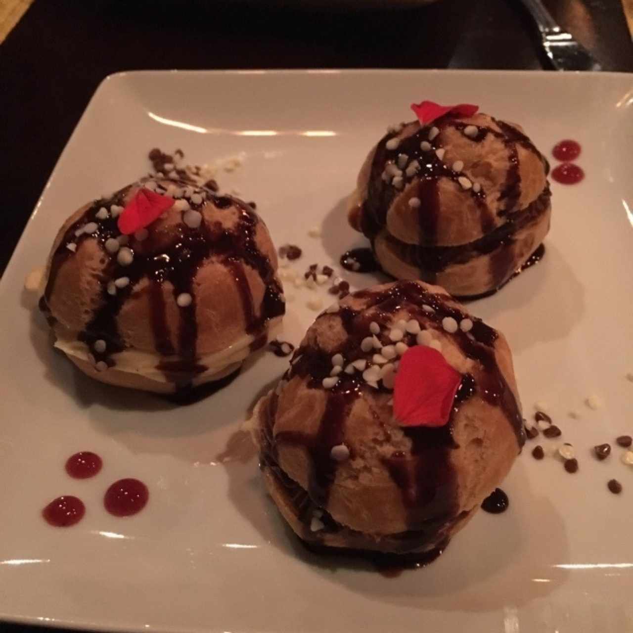 Profiteroles