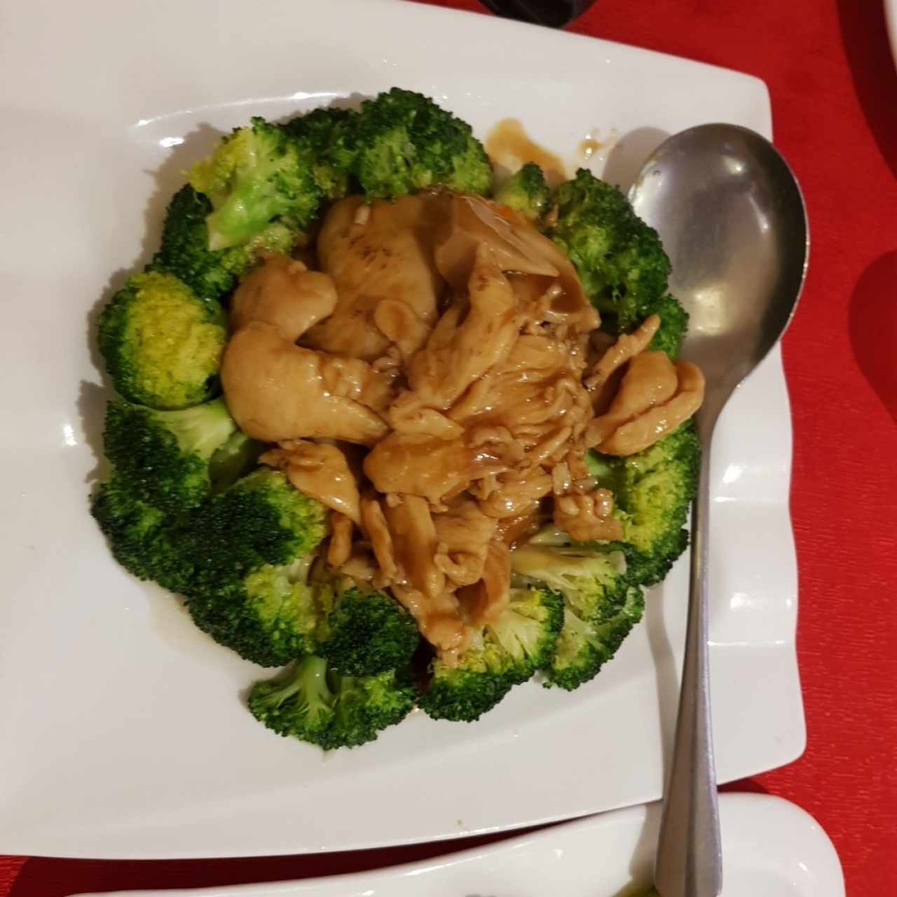 pollo con brócoli