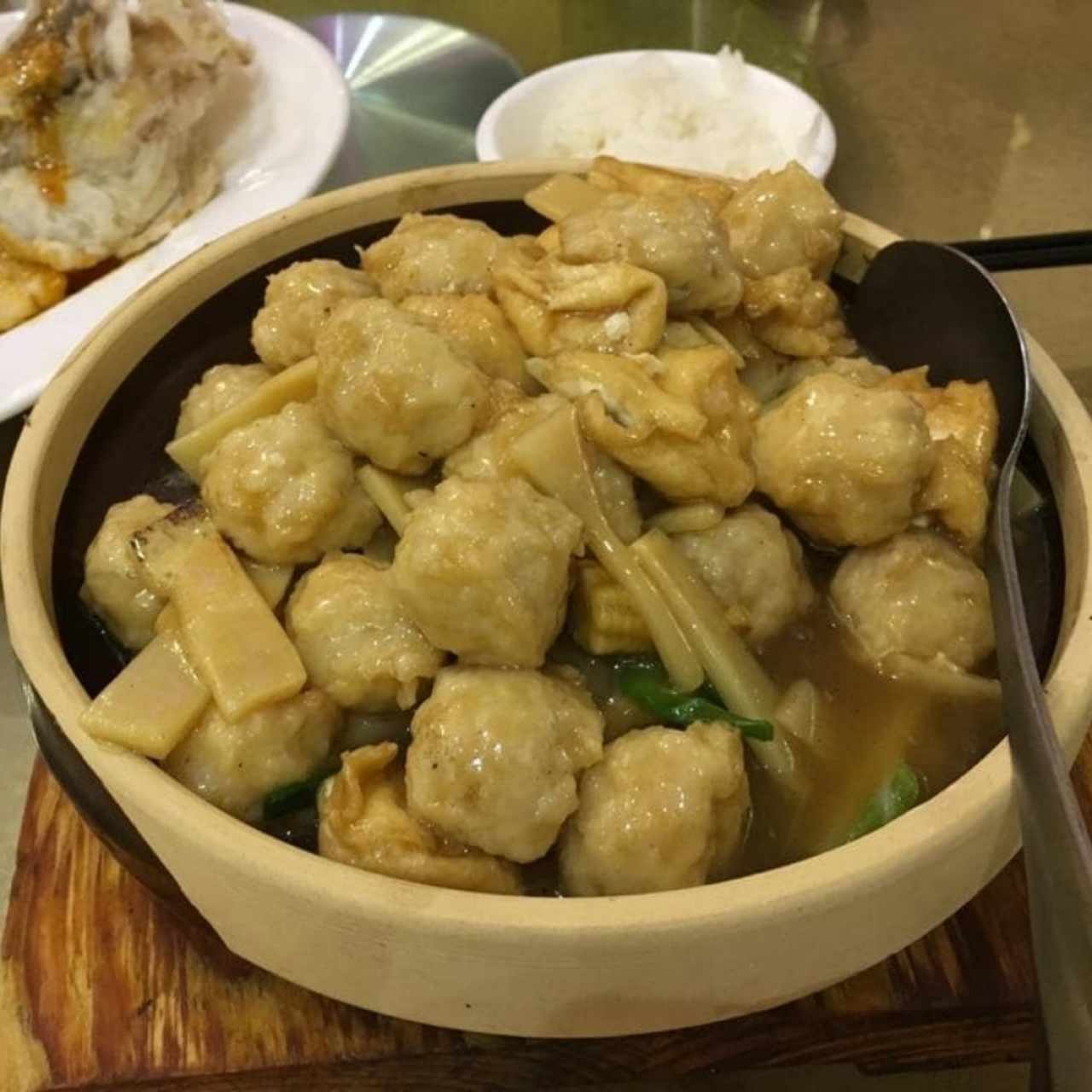 Cacerola de Bolita de Pescado con Tofu