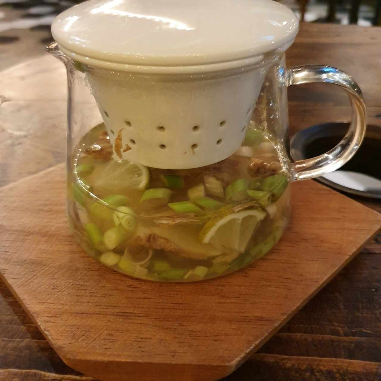 té de jengibre, lemongrass, miel....una delicia!