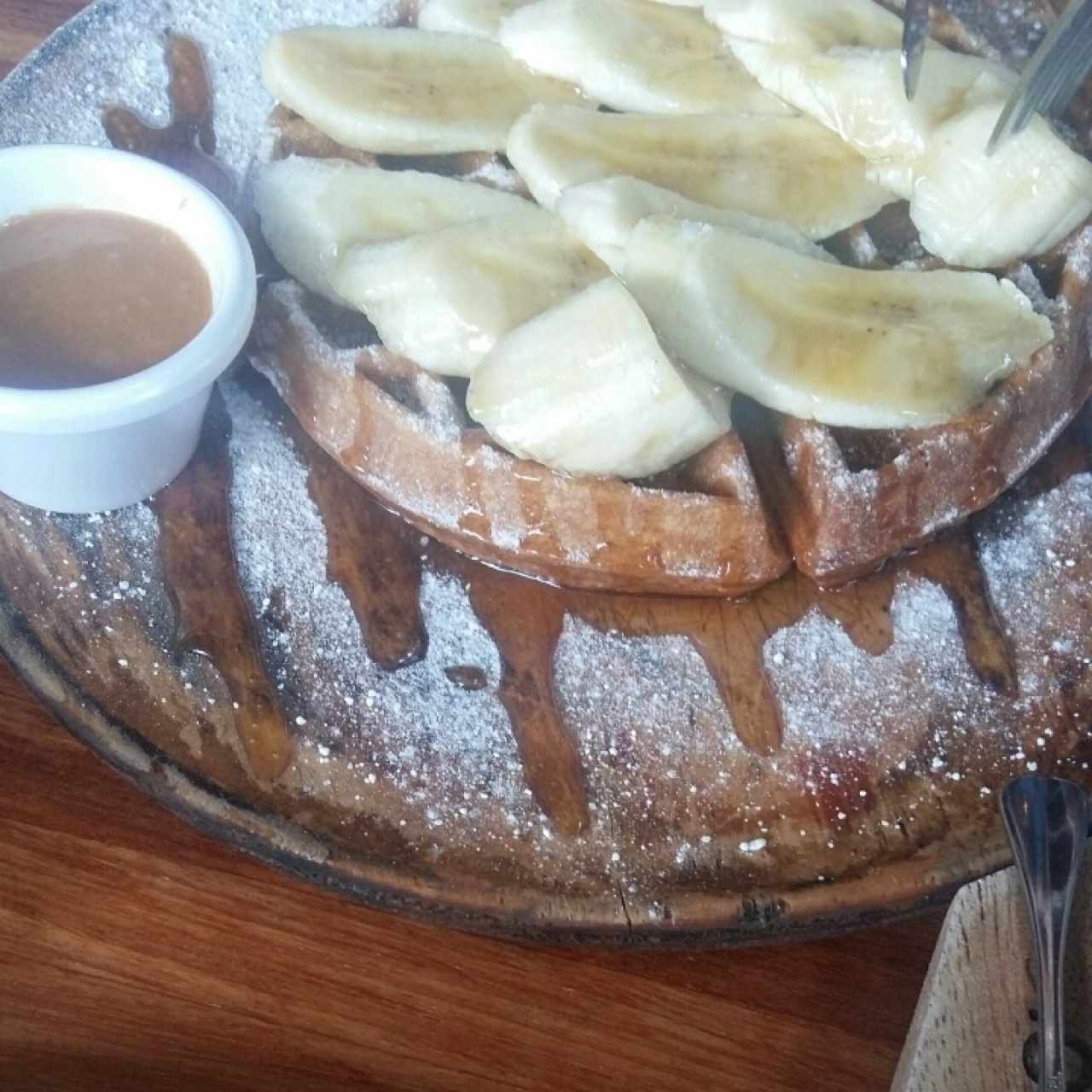 waffle de mantequilla de maní y banana 