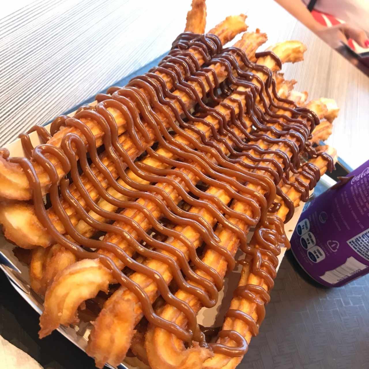 Churros con Dulce de meche y chocolate