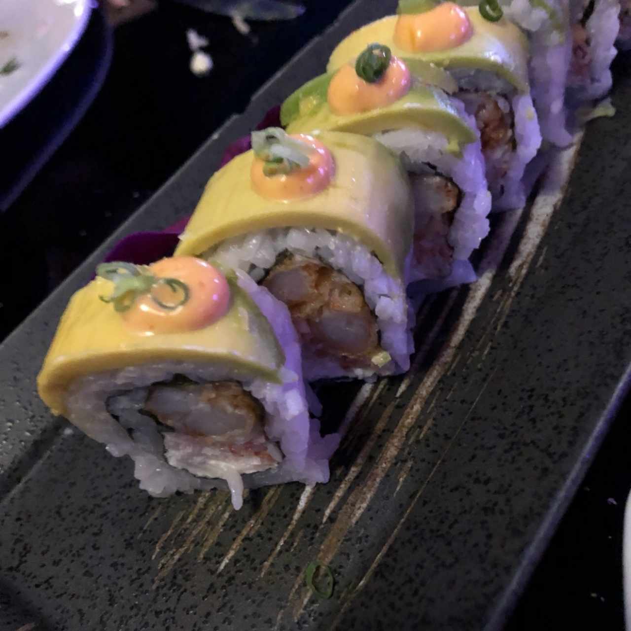 DRAGON ROLL