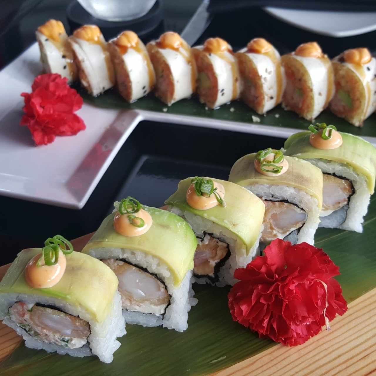 DRAGON ROLL y CHO ROLL