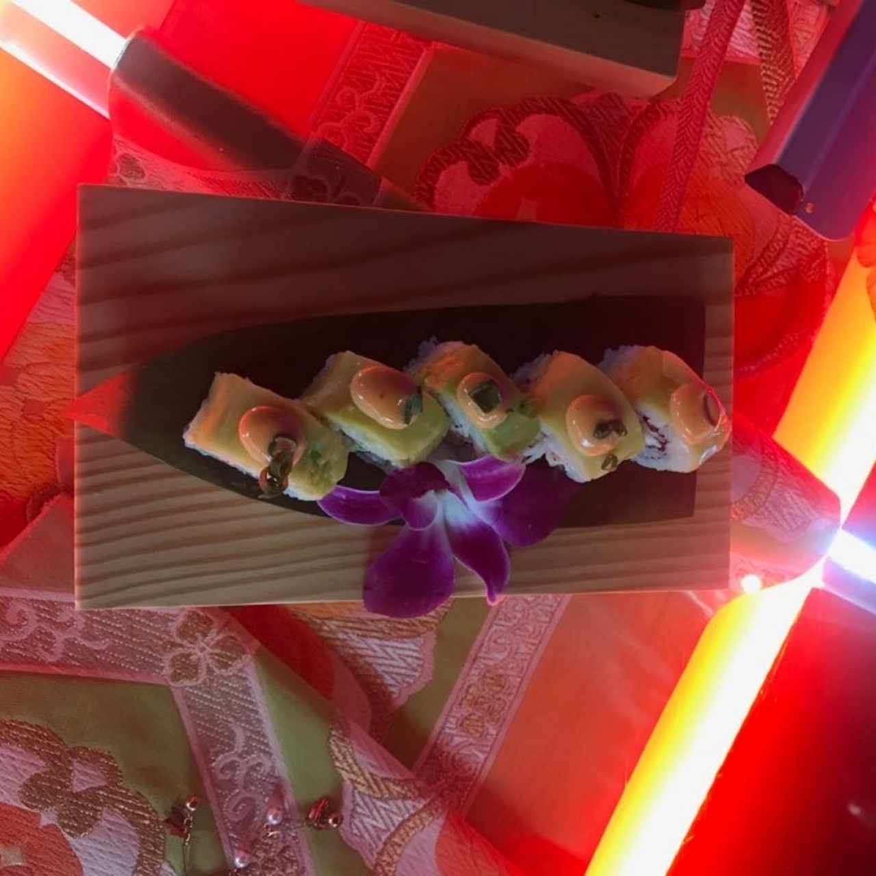 DRAGON ROLL