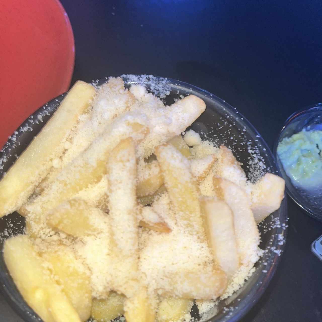 Papas Fritas Trufadas con Queso Parmesano