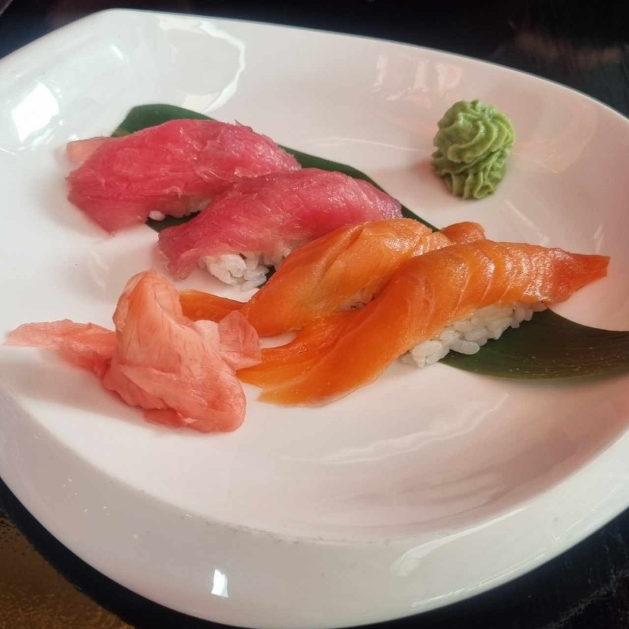 Crudos - Nigiri de hamachi