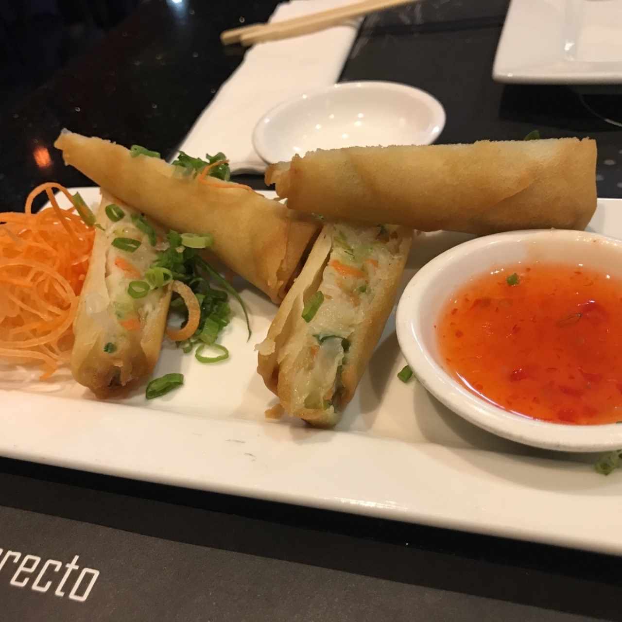 Entradas Calientes - Spring rolls