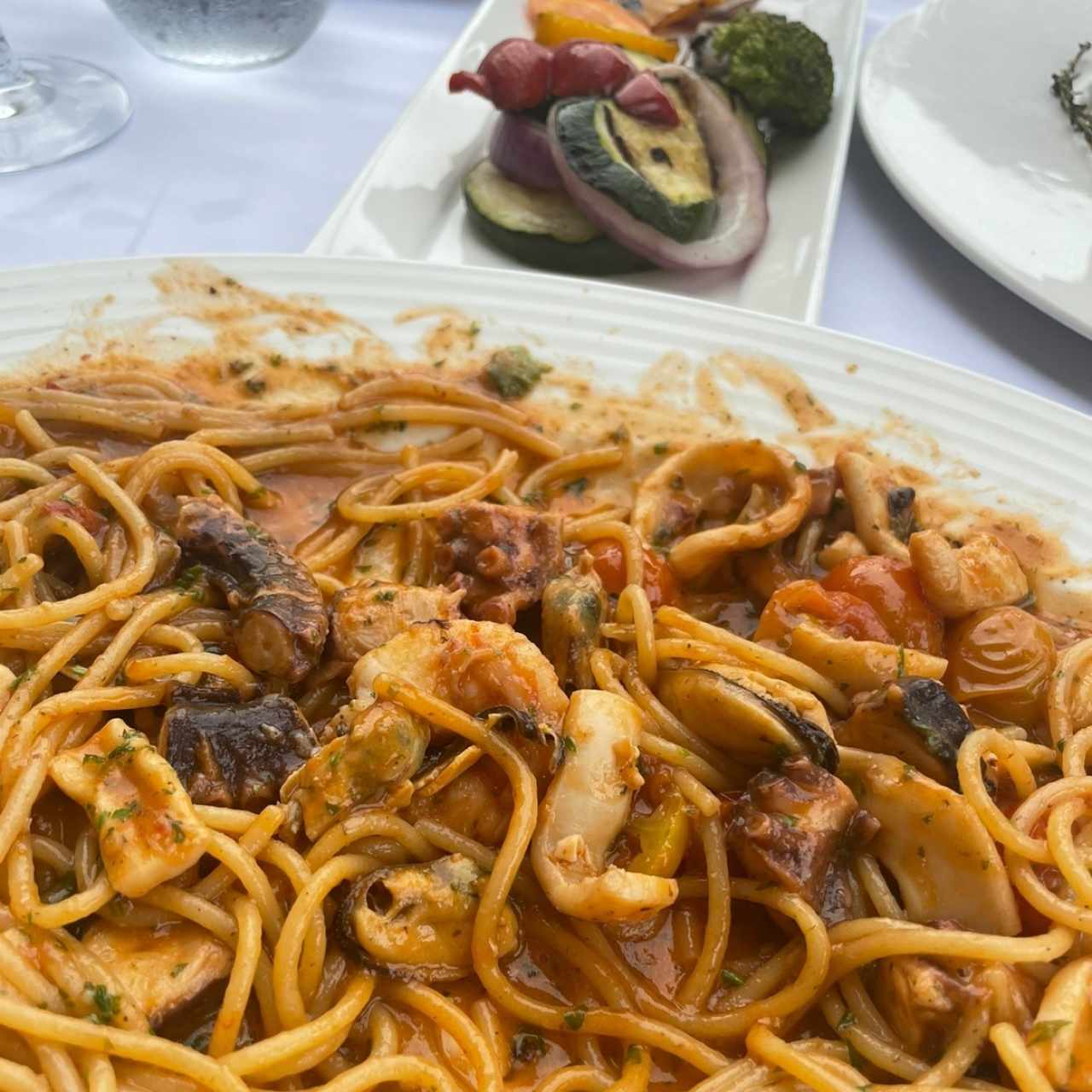 Primi Piatti - Spaghetti Allo Scoglio