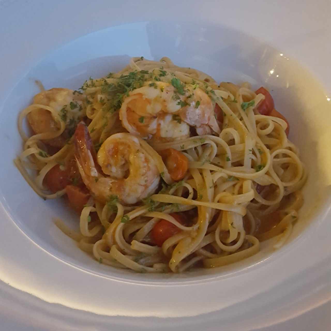 Linguini con langostinos