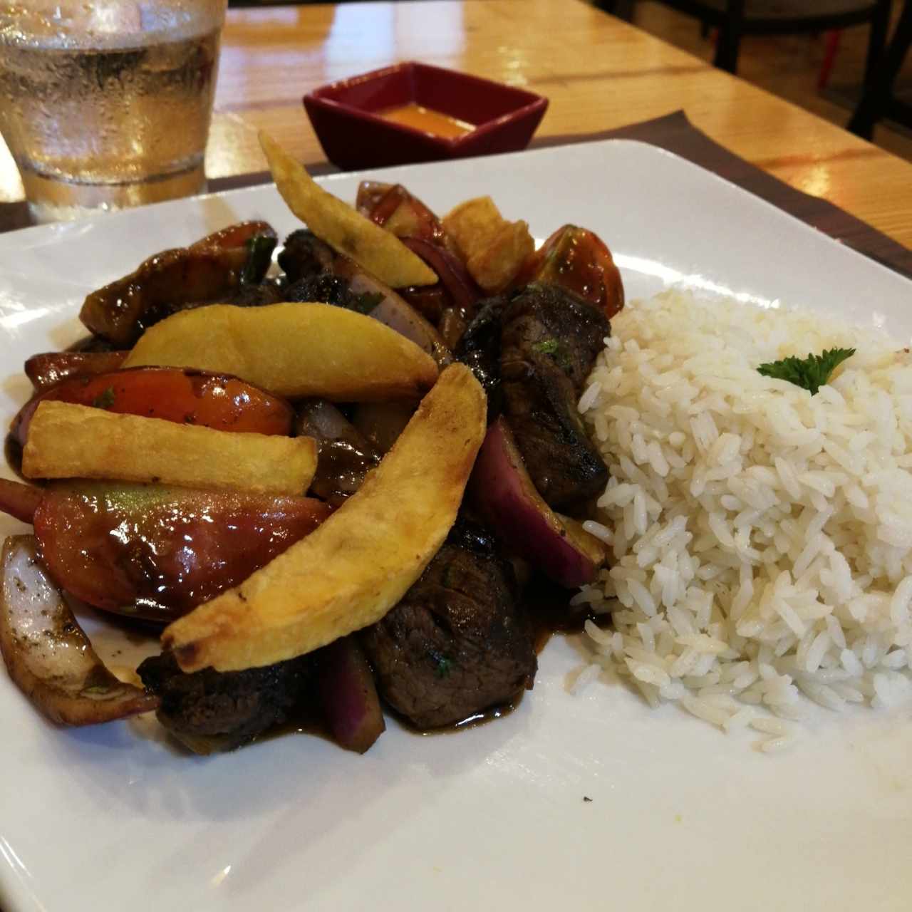 Lomo saltado