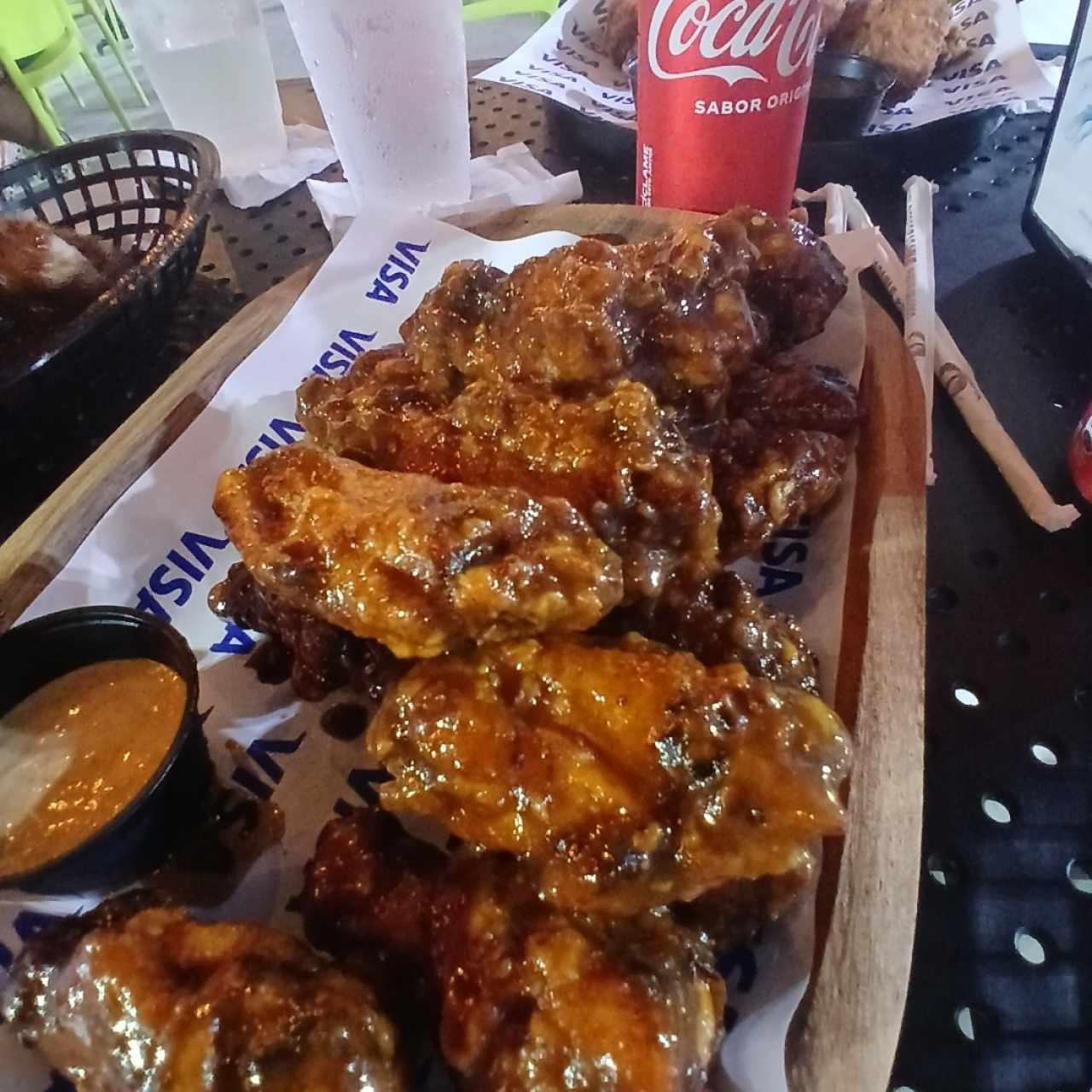 Wings week Mangolicious