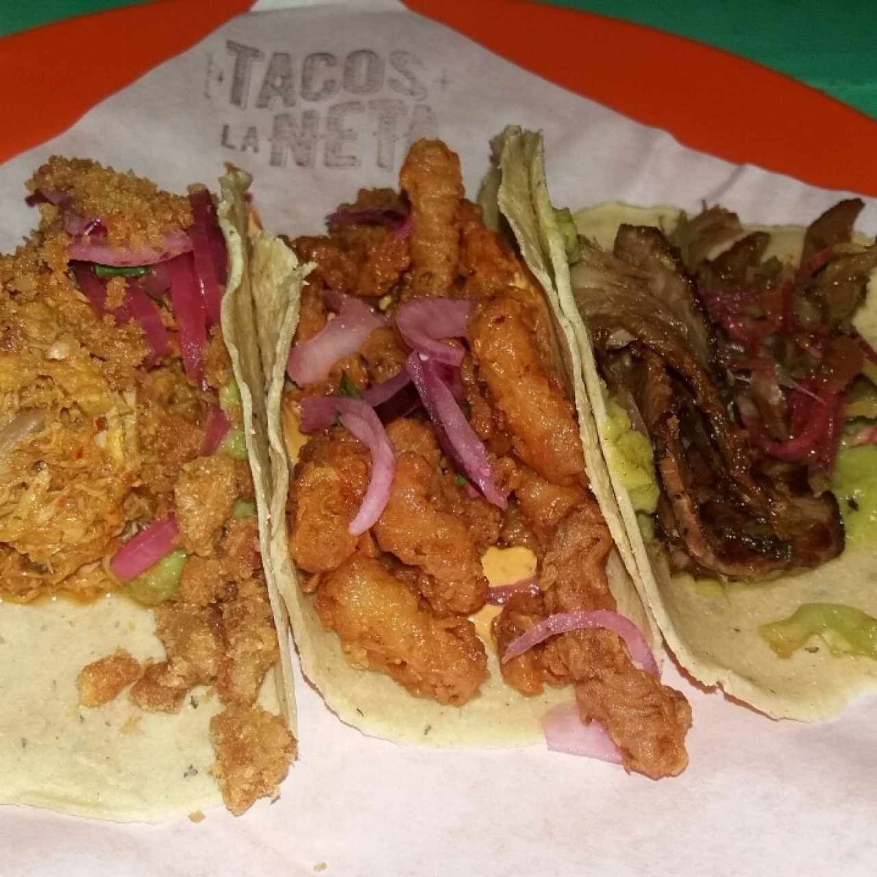 Tres tacos
