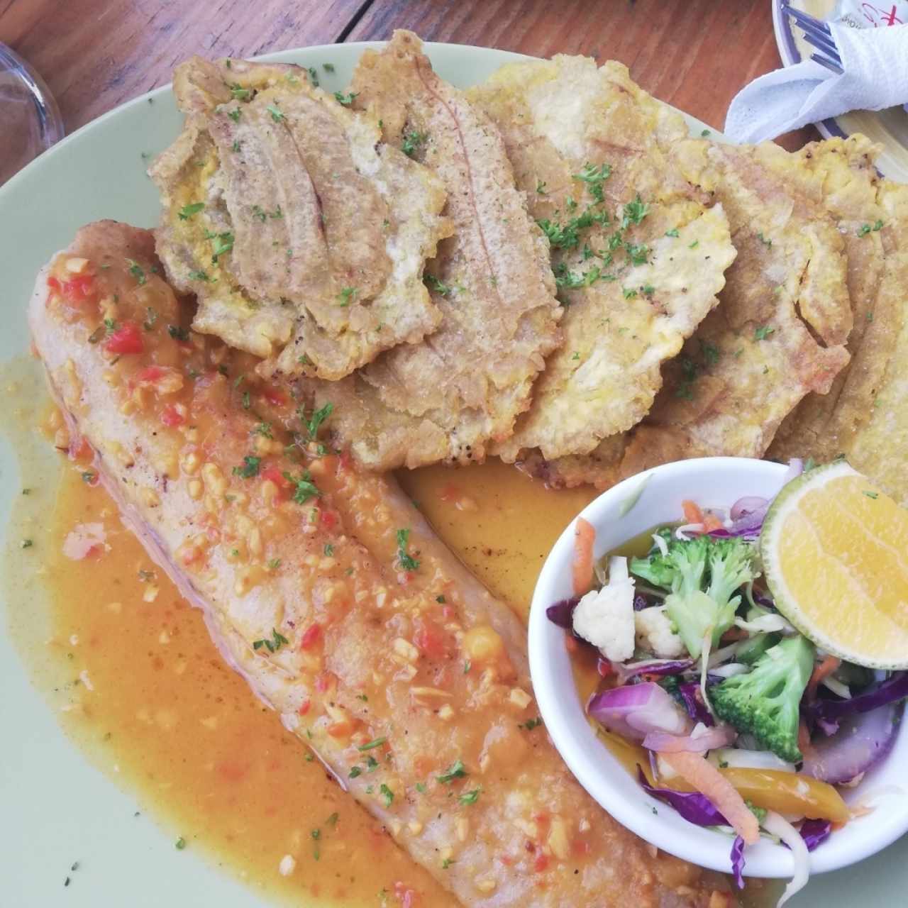 Pescado al ajillo