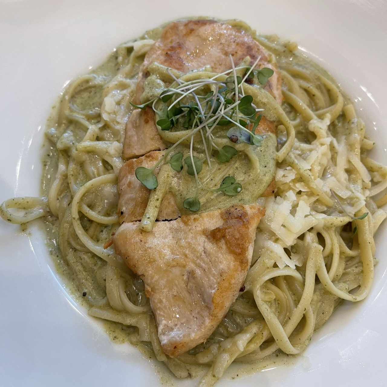 Linguini pesto 