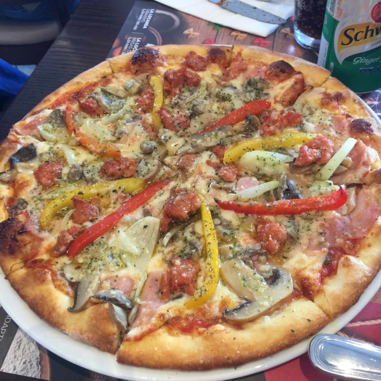 pizza capriciosa