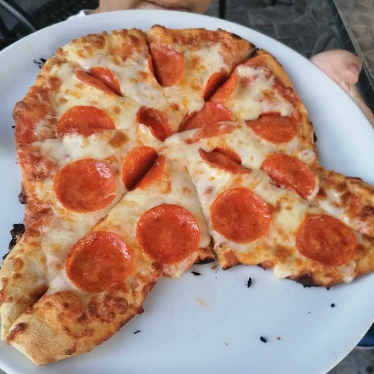 Pizza en forma de Mickey Menú infantil 