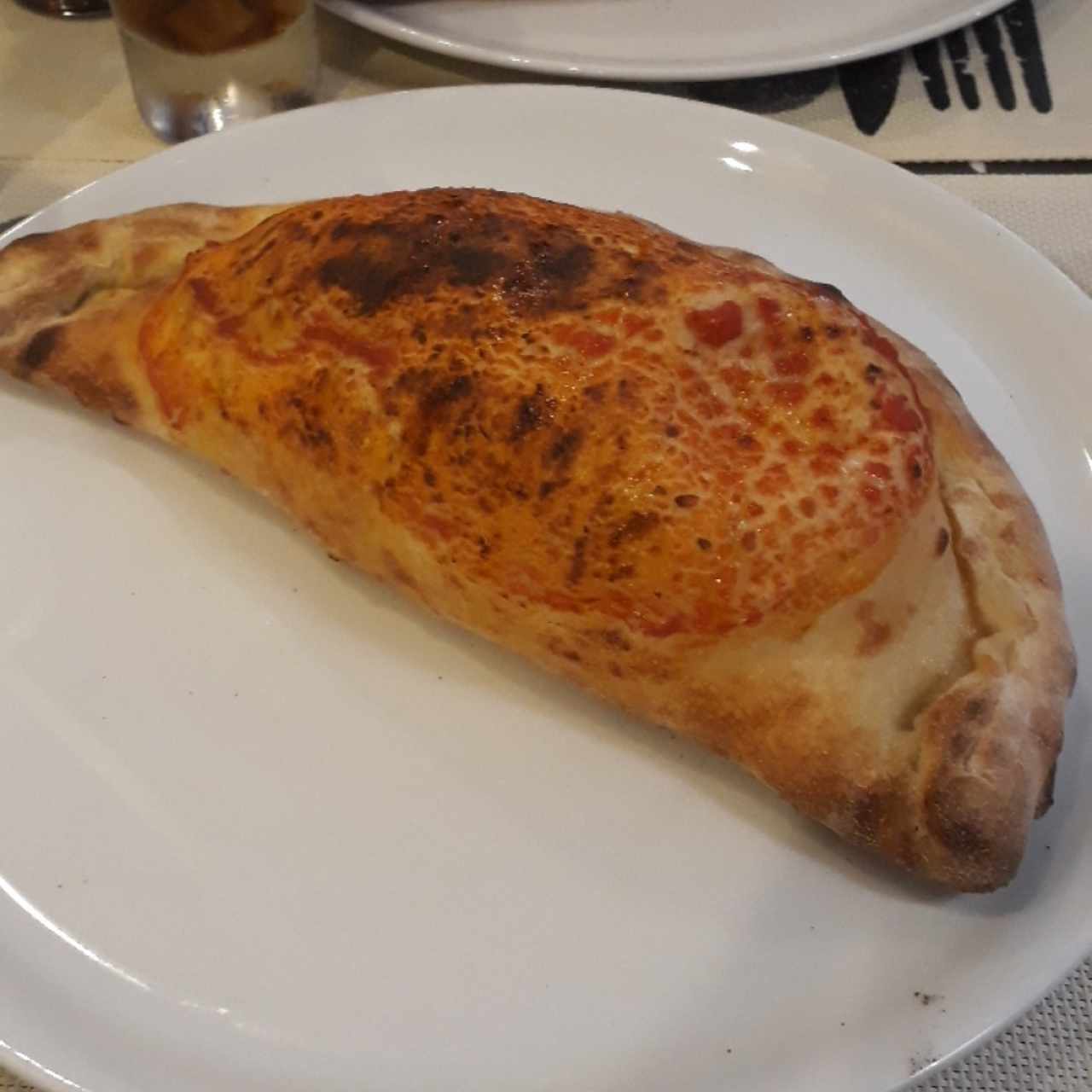 Pizzas Clásicas - Calzone