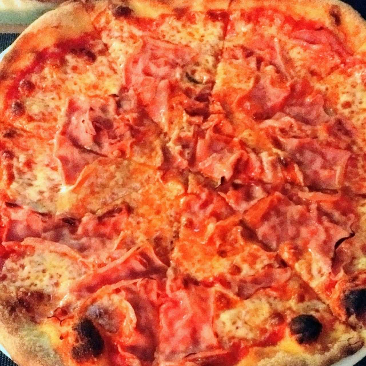 Pizzas Clásicas - Prosciutto e Fundhi