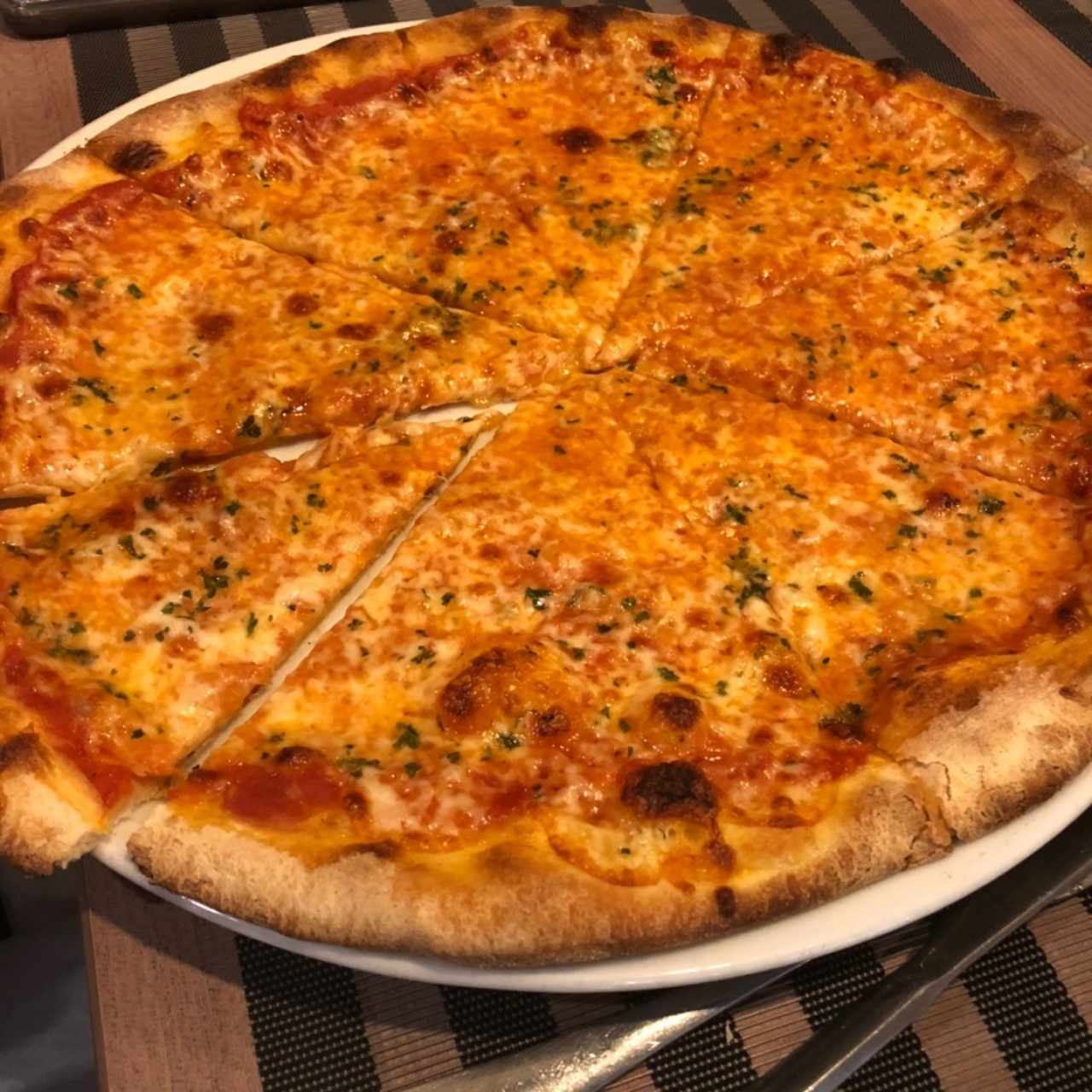 Pizzas Clásicas - Margherita con ajo