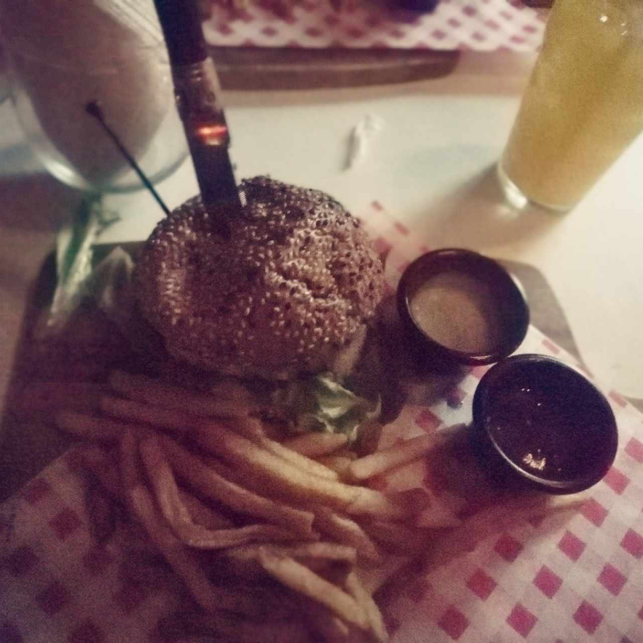 Platos Fuertes - Hamburguesa Peggy (1/4L)