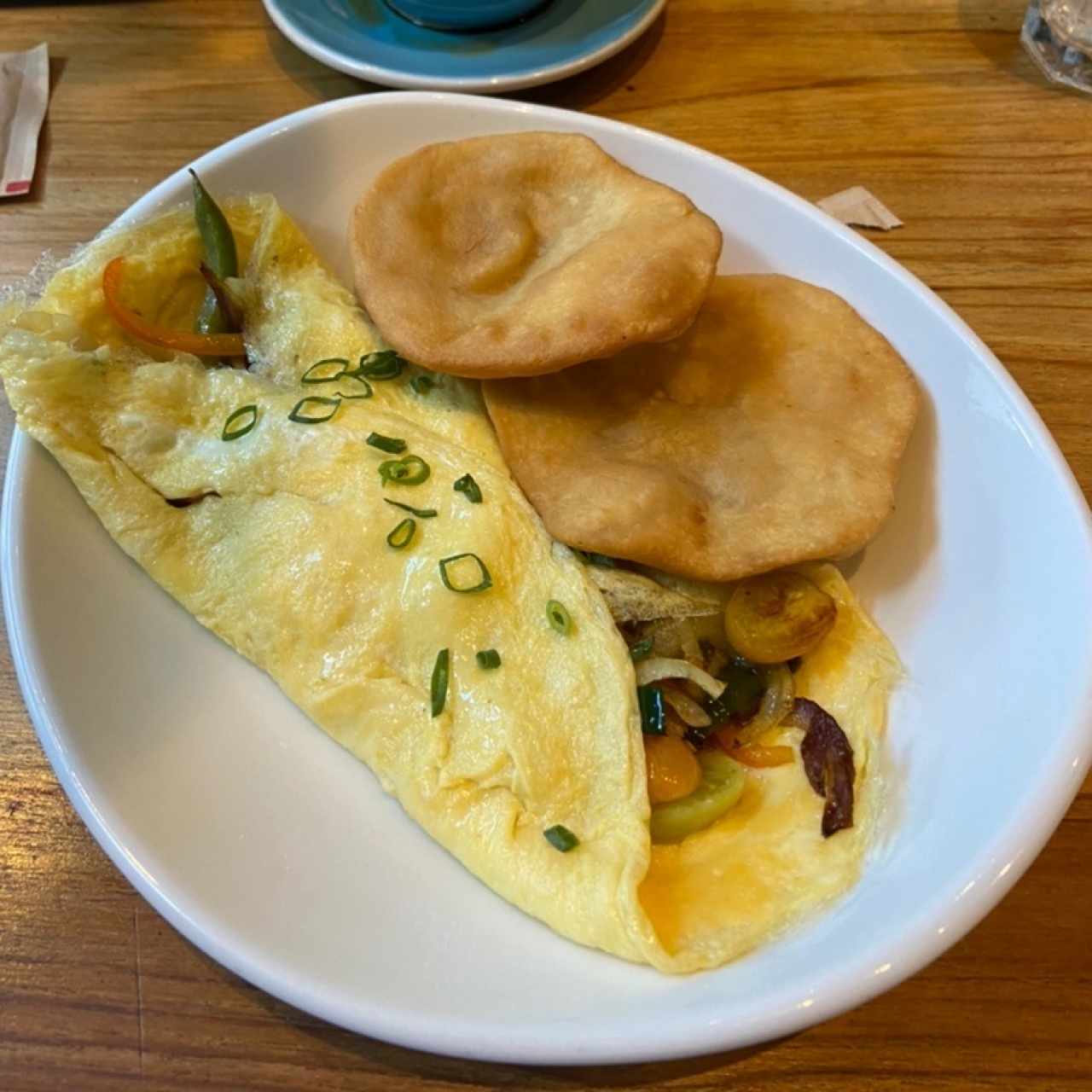 omelette vegetariano con hojalda