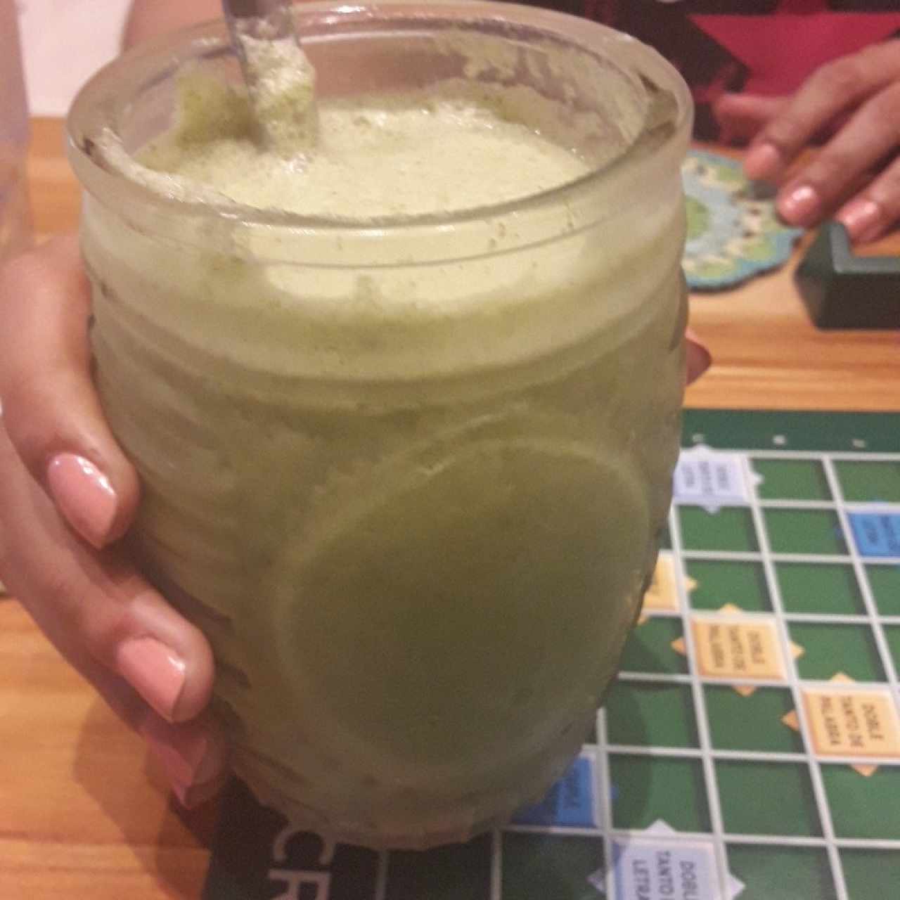 limonada de coco con hierbabuena