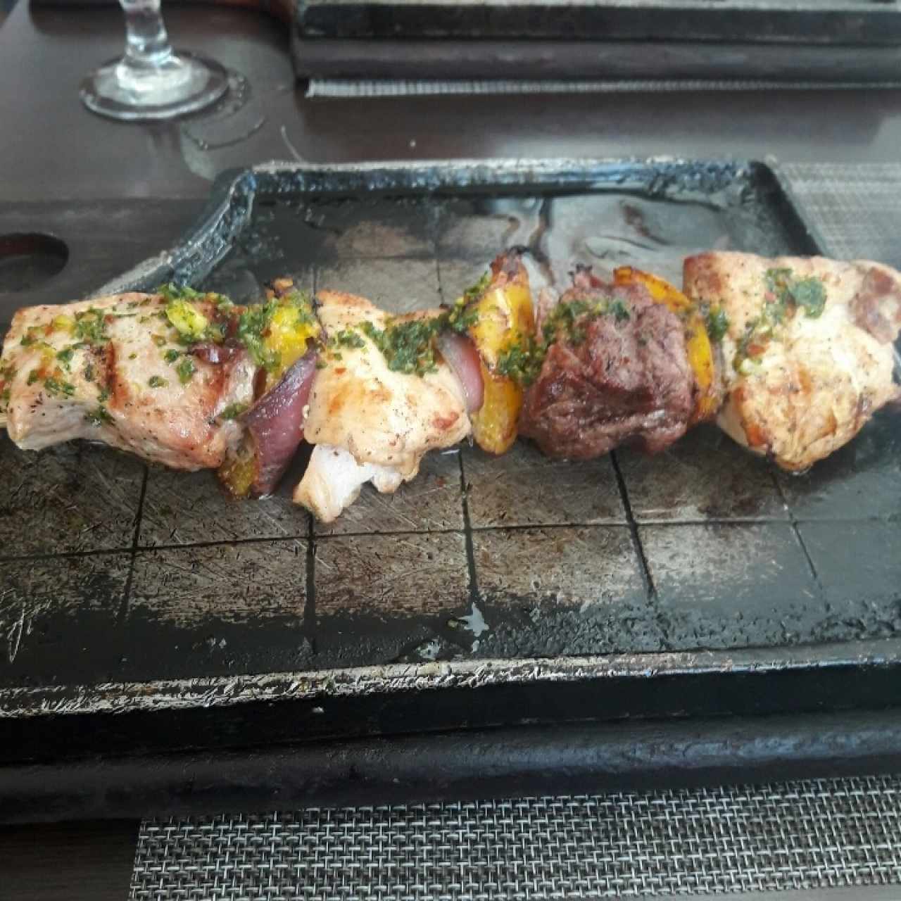 brocheta mixta