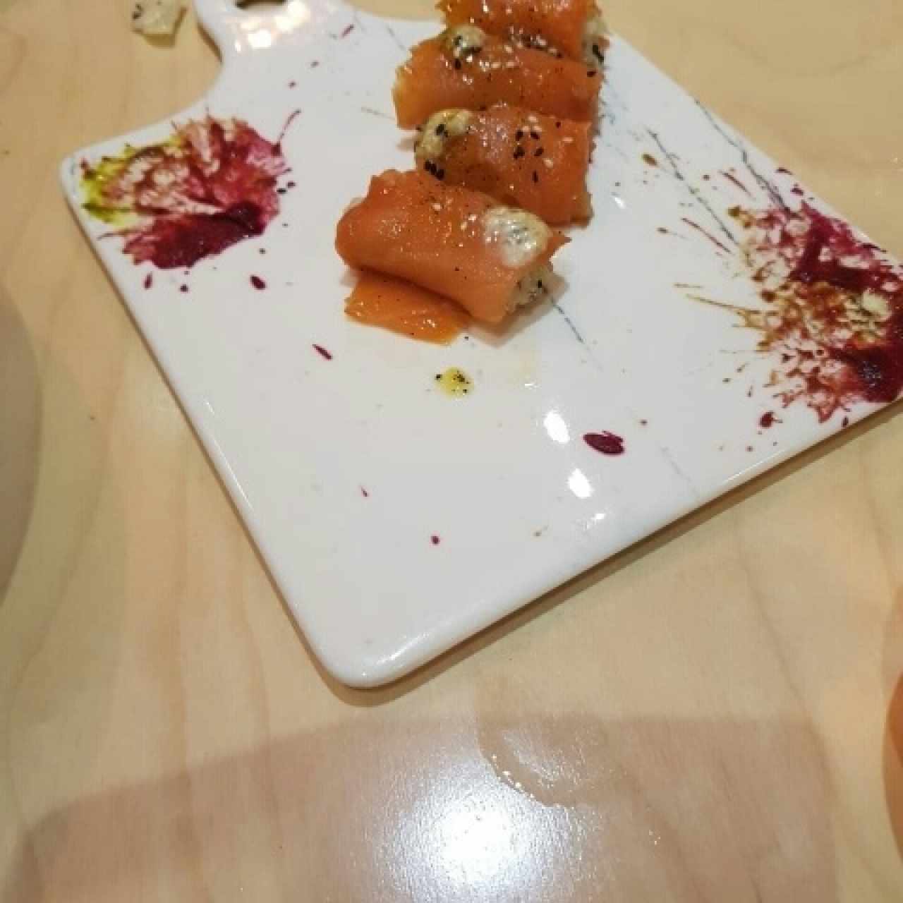 rollitos de salmon