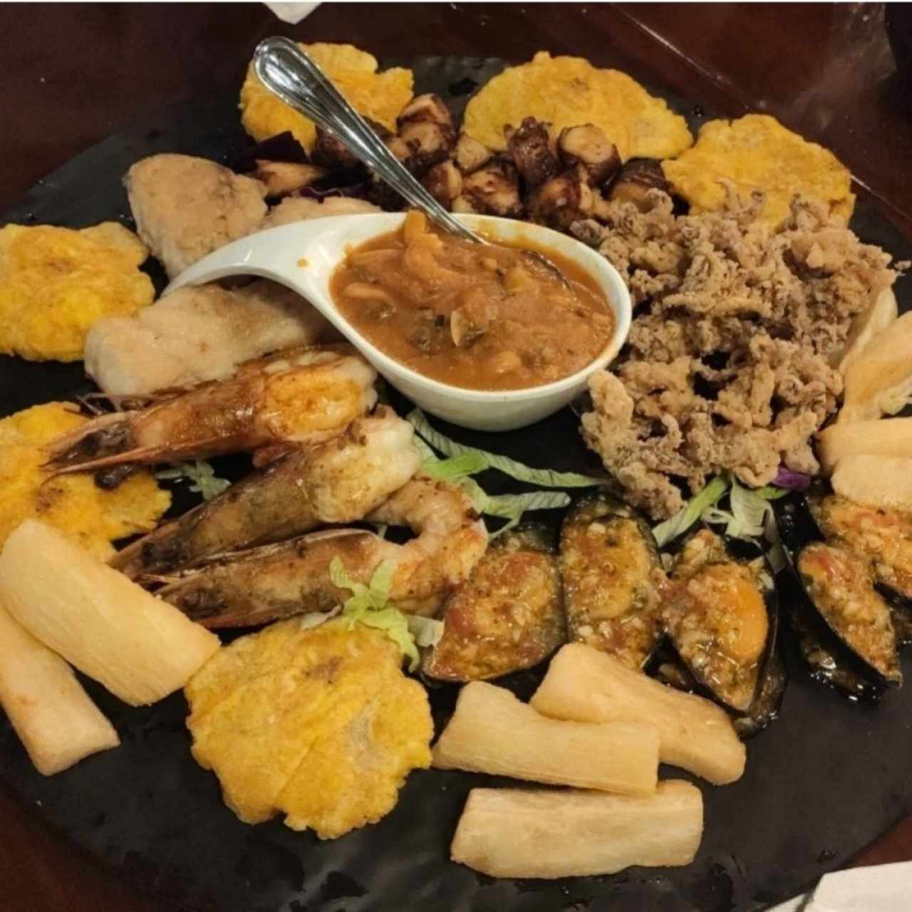 bandeja mariscos