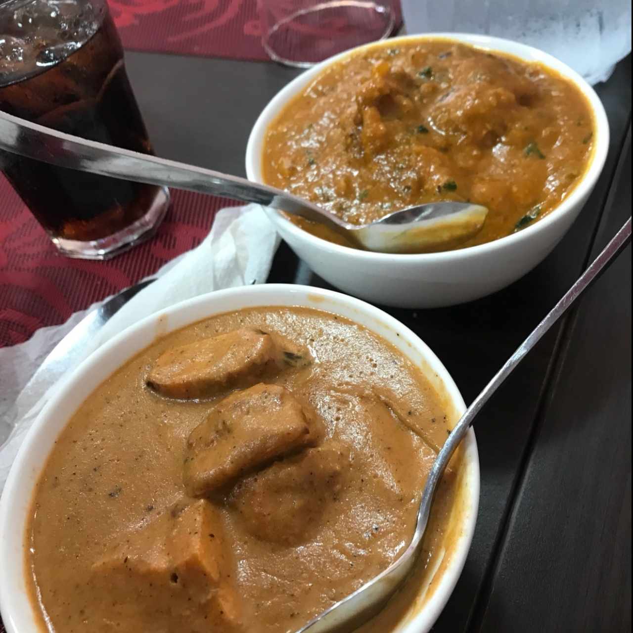 Curry de Pescado y Butter Chicken