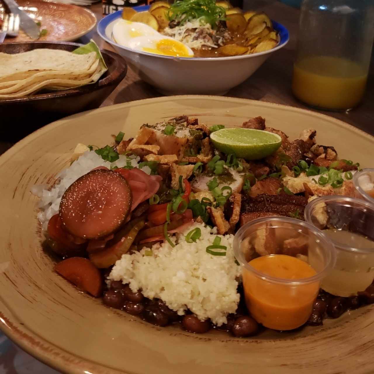 Tacos de chicharron de cerdo