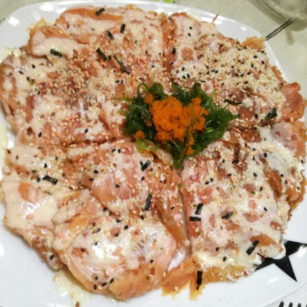 pizza sushi salmón