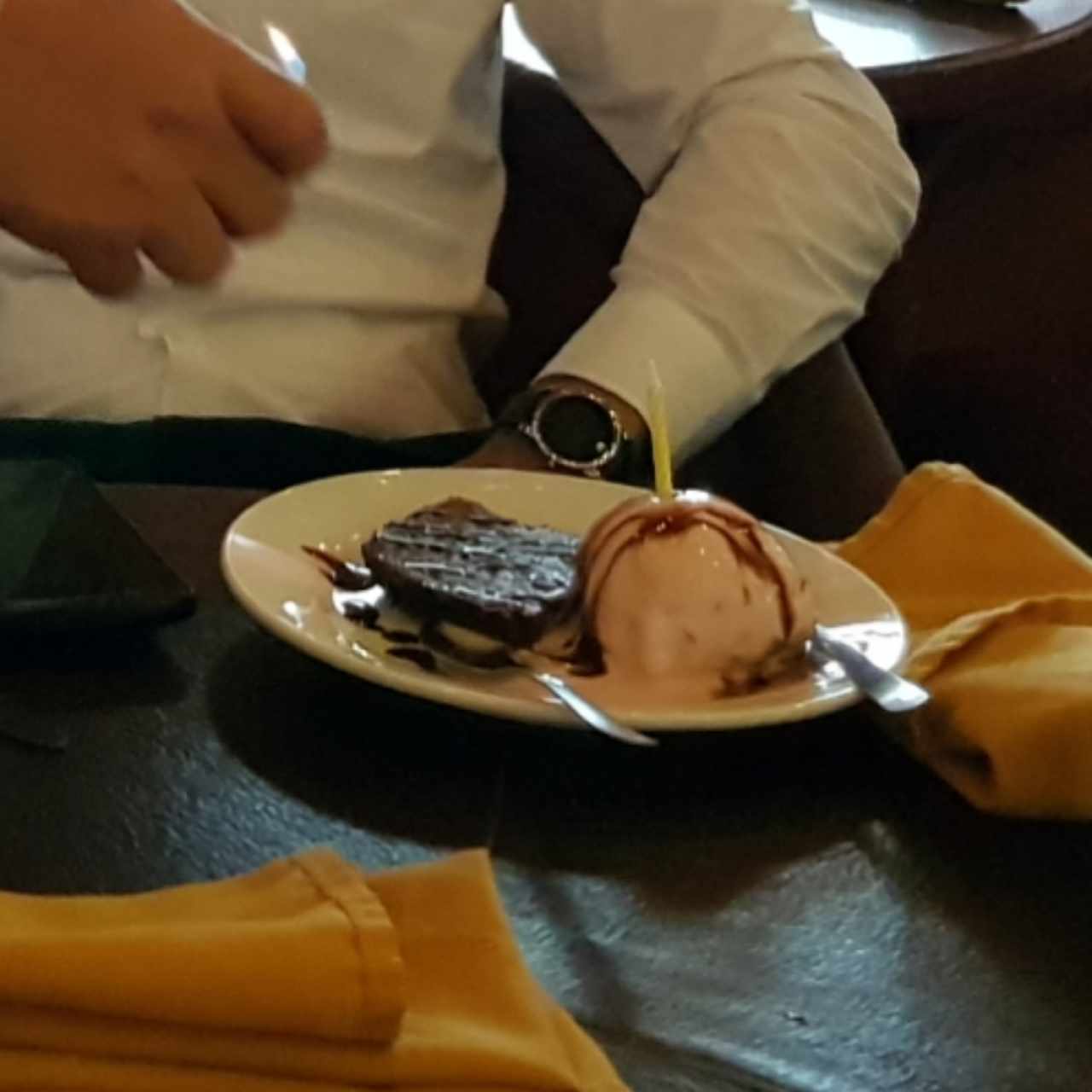 postre al cumpleañero