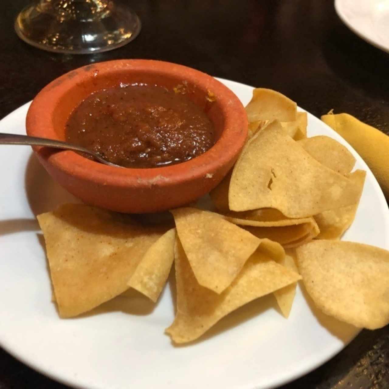 nachos con salsa