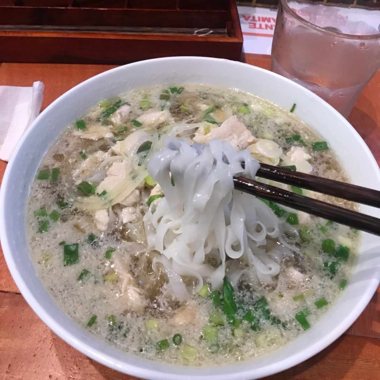 pho de Pollo (no recuerdo em nombre en el menú)