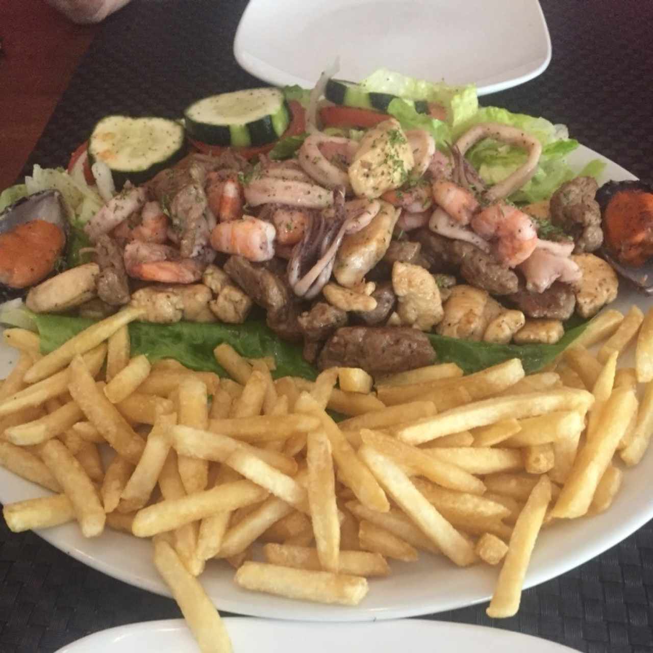 Parrilla mar y tierra (para 2 personas)