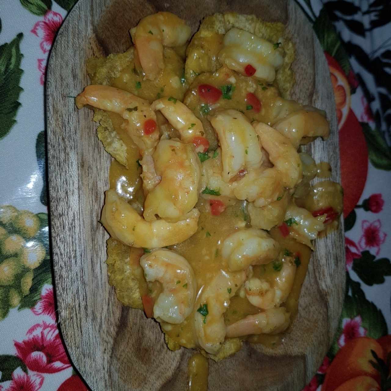 Camarones con patacones