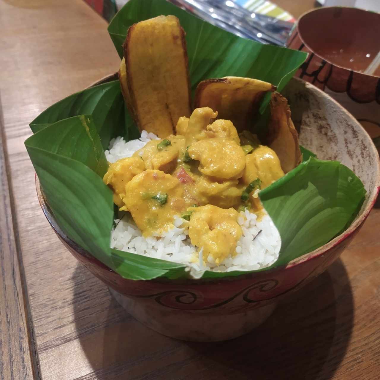 Camarones al curry y arroz con coco