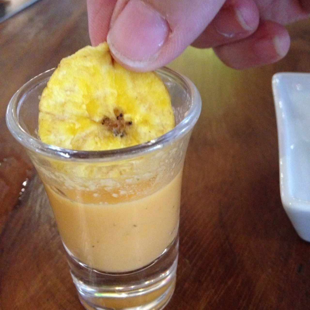 platanito y leche de tigre de cortesia